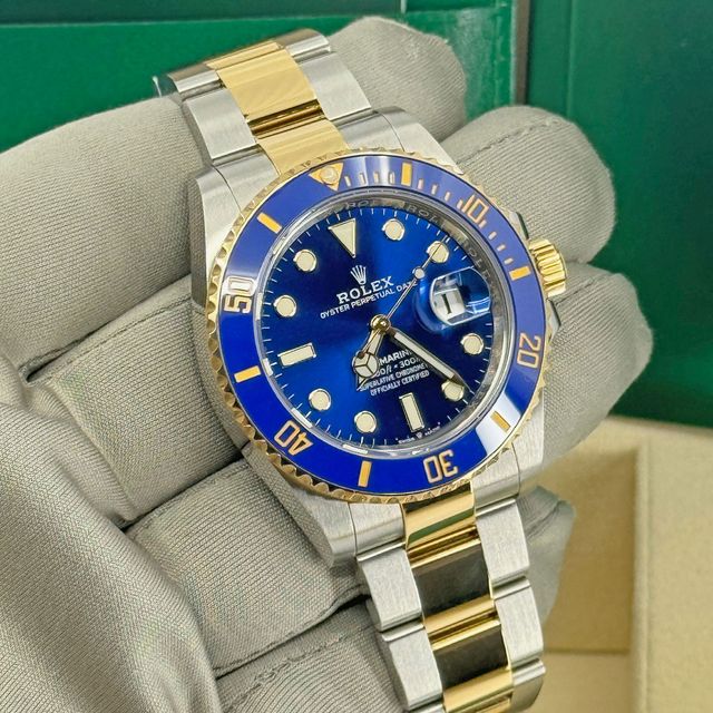Rolex Submariner 126613 LB Image 4